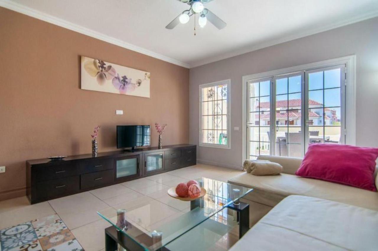 Apartament 1 Bedroom Los Cristianos Las Vistas Beach ภายนอก รูปภาพ